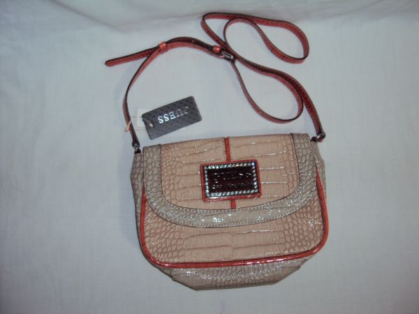 Bolsa Los Angeles Guess
